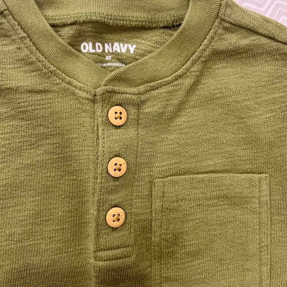 Old Navy 2T 3-Button Up Tee